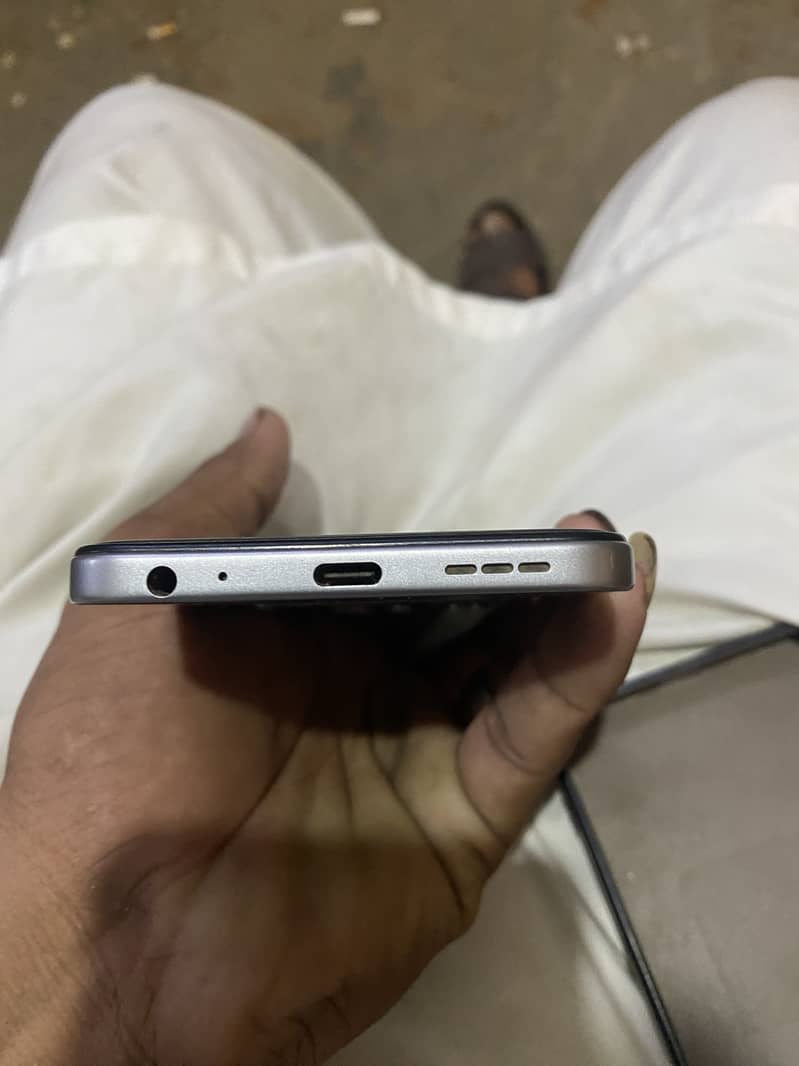 Tecno Spark 40 9