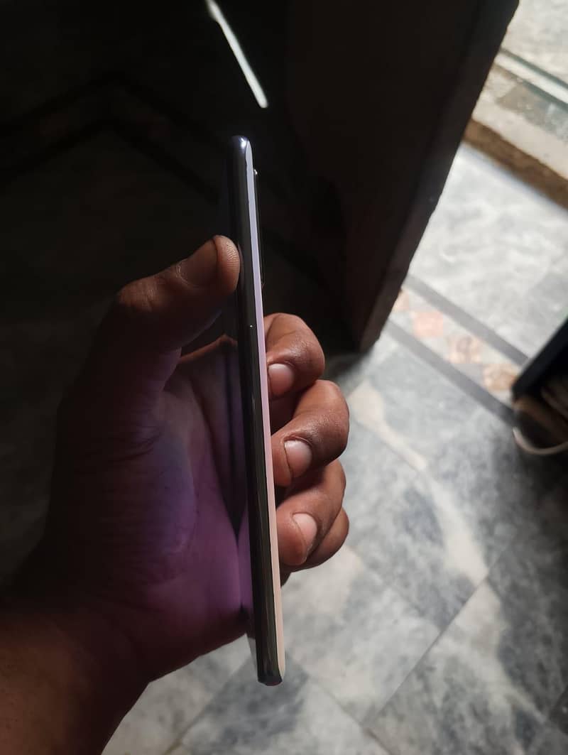 OPPO A95 5