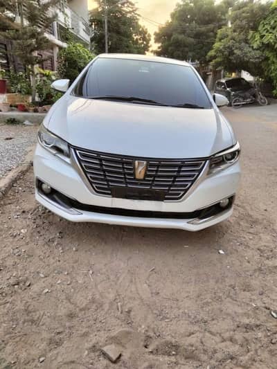 Toyota Premio F Prime Selection 1.5 2016