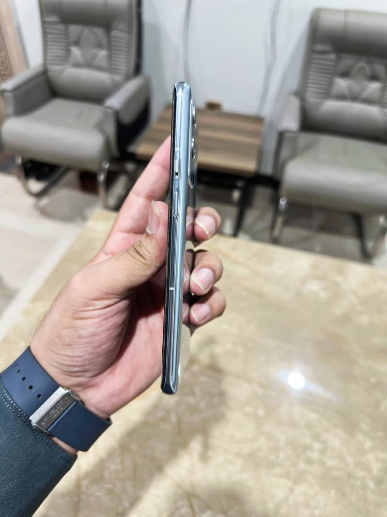 One Plus 9 Pro 5