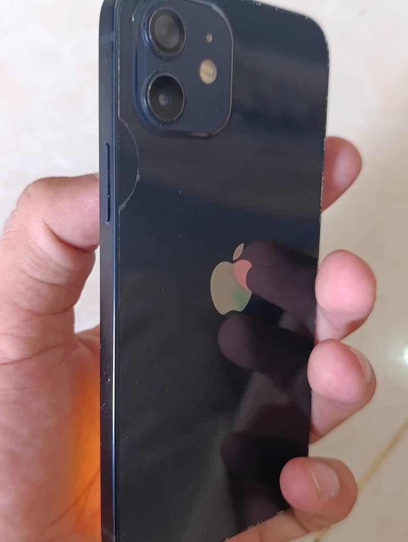 Apple iPhone 12 2