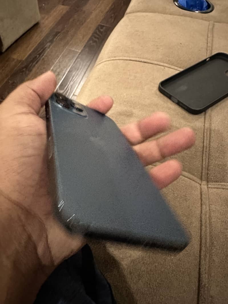 Apple iPhone 12 Pro Max 3