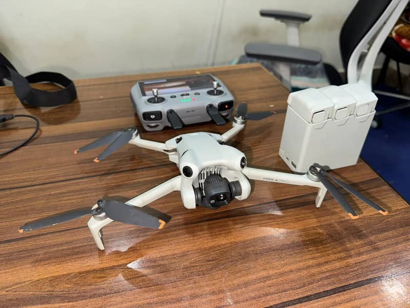 DJI Mini 4 pro Combo 5