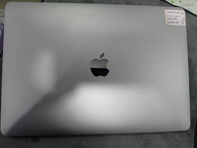 MacBook Pro M2 2022