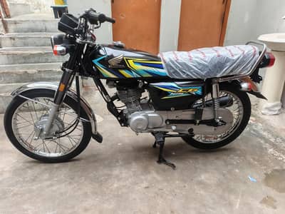 Honda CG 125 model 2026 ka 7 month open latter unregistered 2890 km