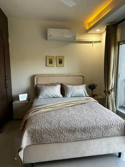 One bedroom apartment per day available Gulbug green Islamabad lukurya furnished apartment per day