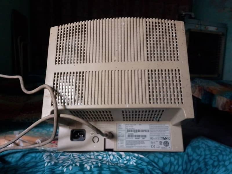 Monitor "Fujitsu Computer Siemens" 0