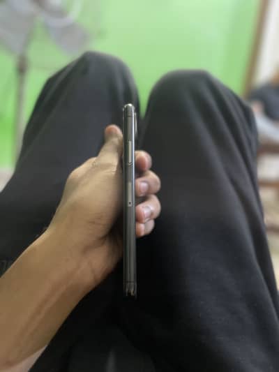 Apple iPhone XS FU