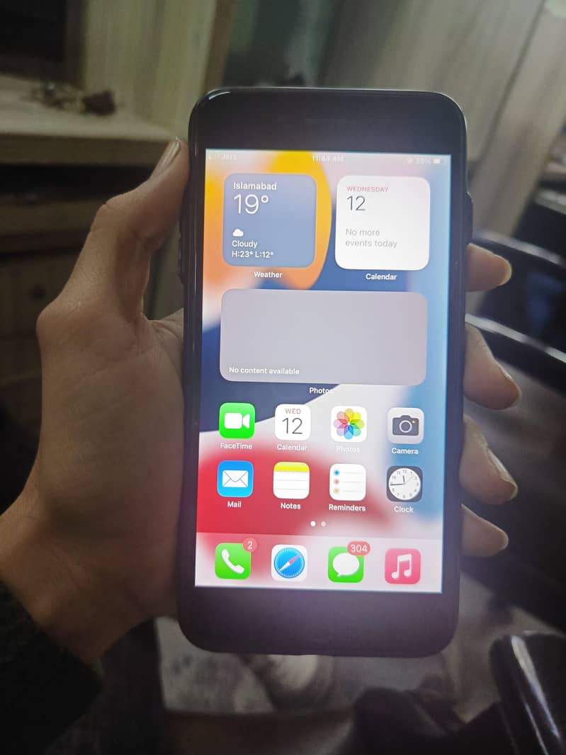 Apple iPhone 7 Plus 2