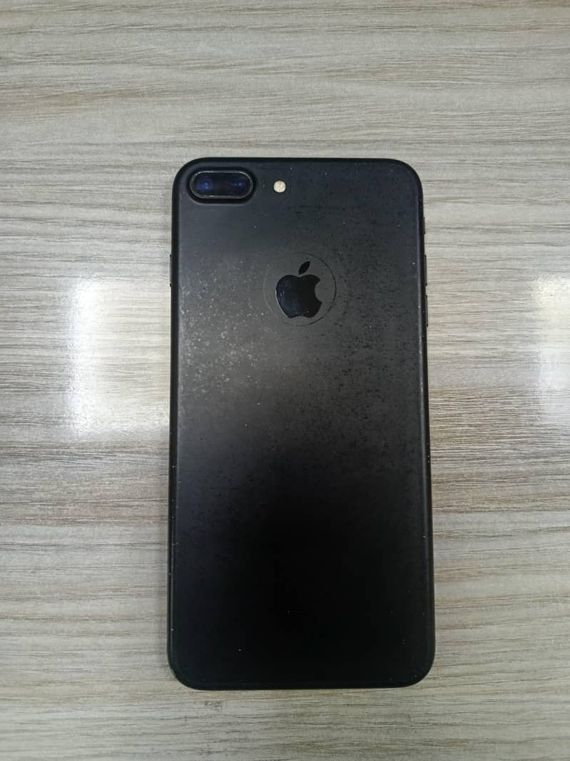 Apple iPhone 7 Plus 3