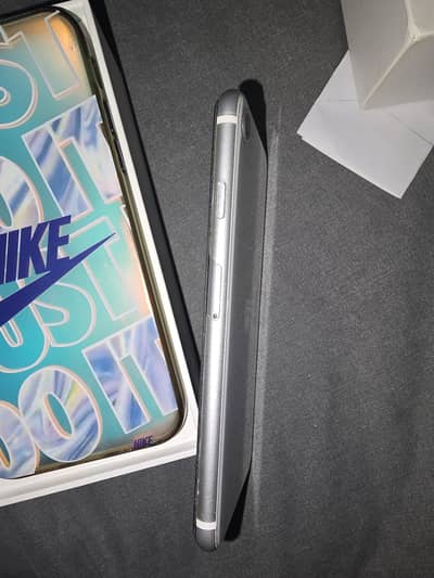 Apple iPhone SE 2020 - PTA Approved