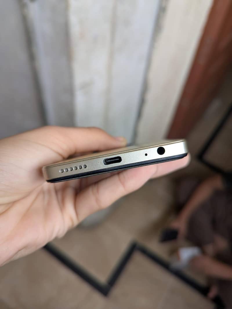 Tecno Spark 20C 2