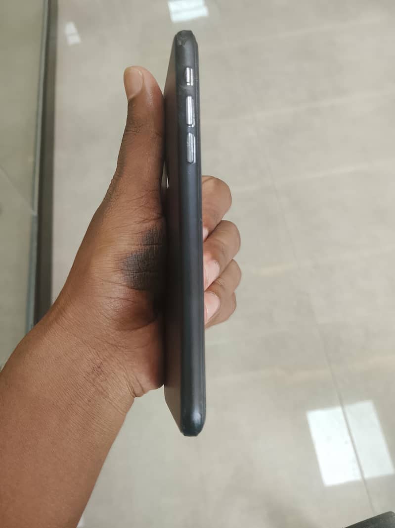 Apple iPhone X 2