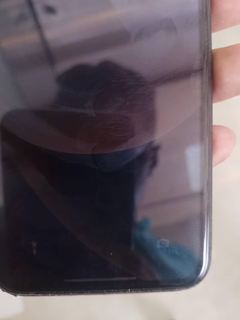 Apple iPhone X 4