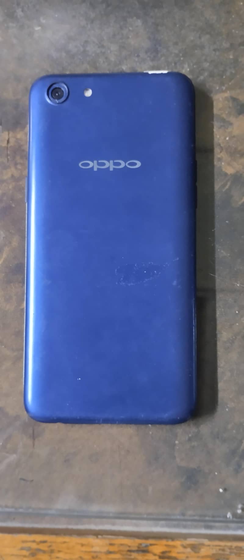 OPPO A83 1