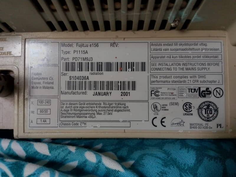 Monitor "Fujitsu Computer Siemens" 2