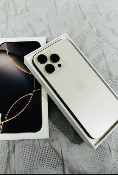 Apple iPhone 16 Pro Max