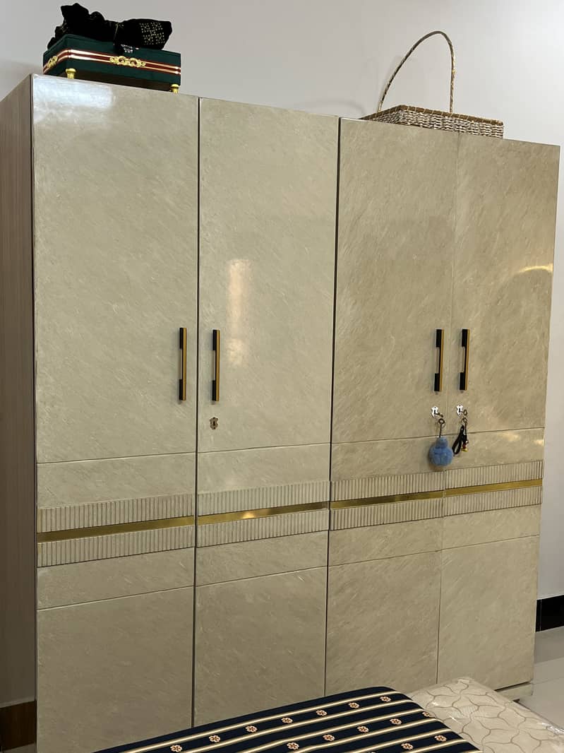 Bed dressing wardrobe 1