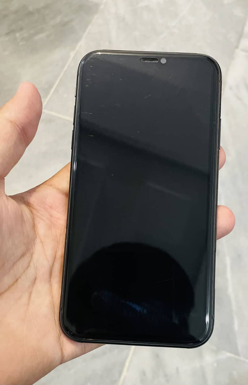 Apple iPhone 11 1
