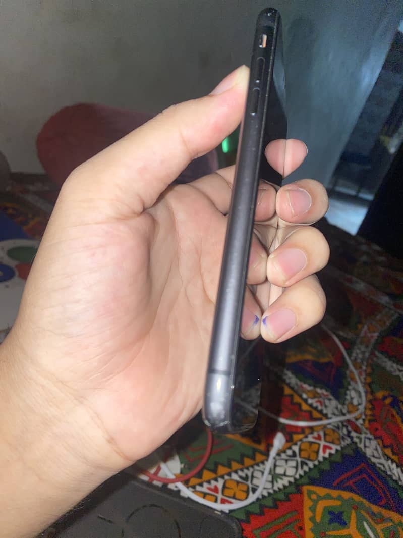 Apple iPhone 11 2