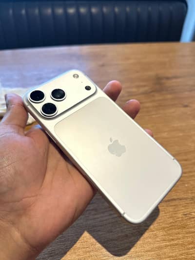 Apple iPhone 17 Pro Max