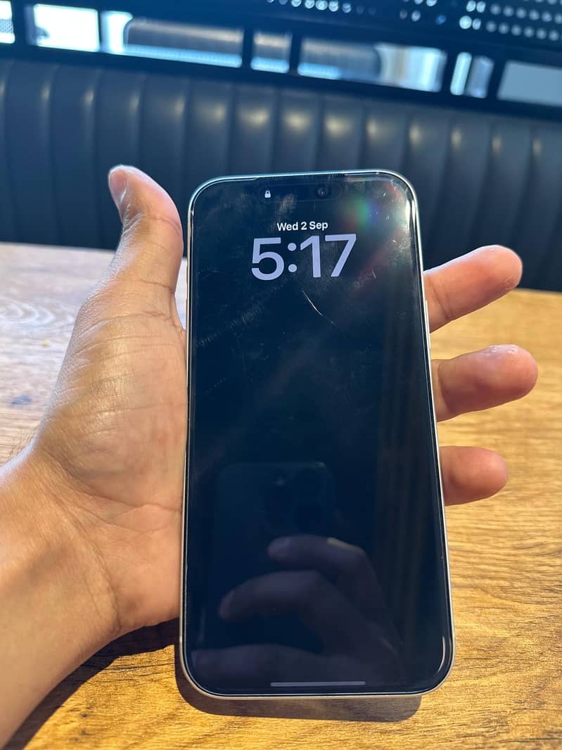 Apple iPhone 17 Pro Max 5