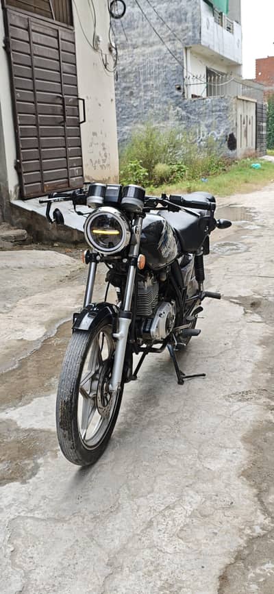 suzuki gs 150 special edition