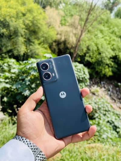 Motorola Moto G85