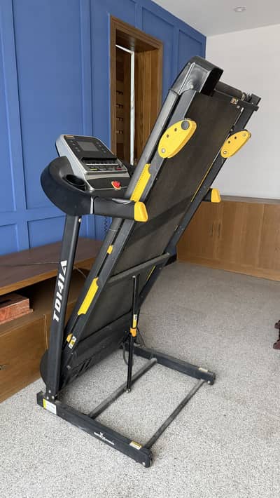 Royal fitness  TD141A