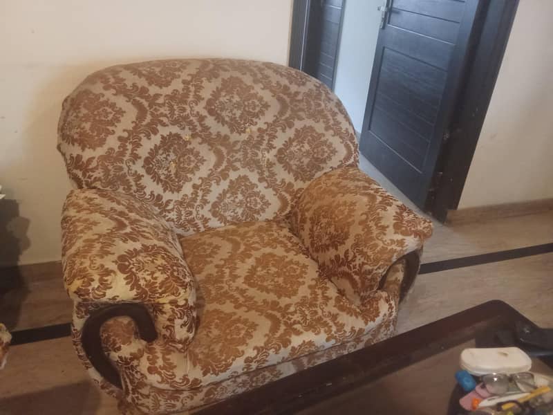 good condition sofa set 2