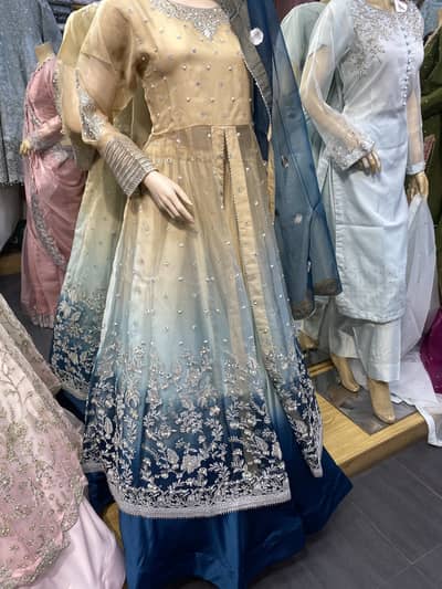 Maxi party wear