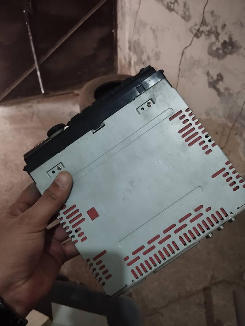 universal CD player 1