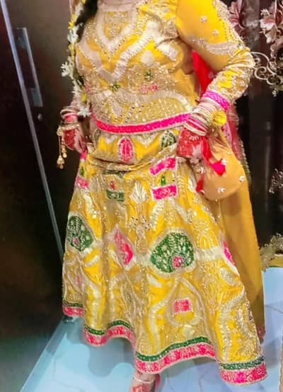 lehenga colour  yellow size large