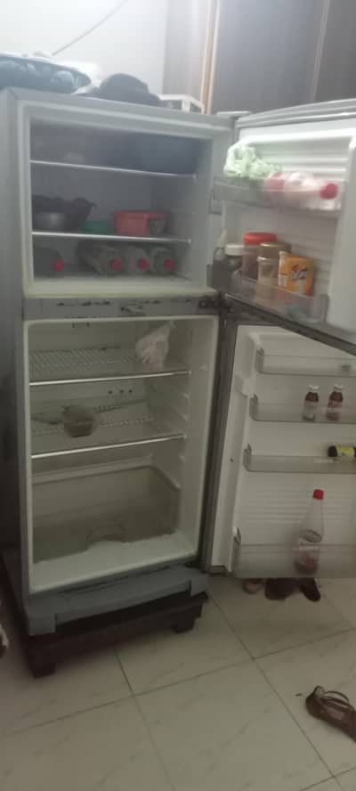 dawlance fridge