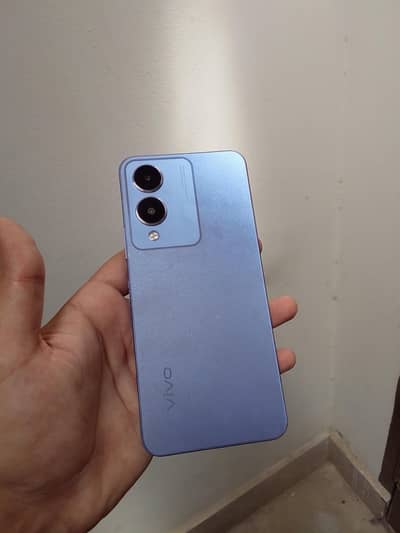 Vivo Y17s