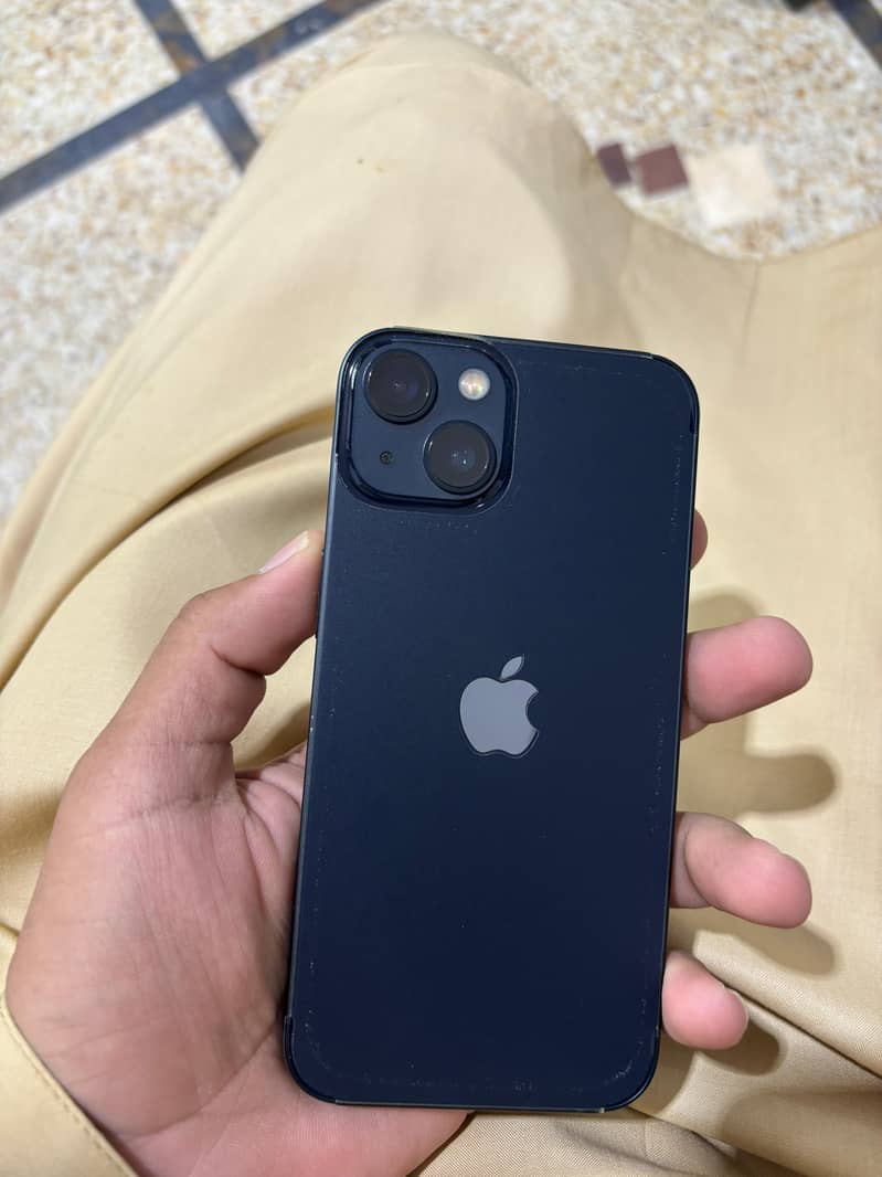 Apple iPhone 13 1