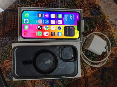 Apple iPhone 13