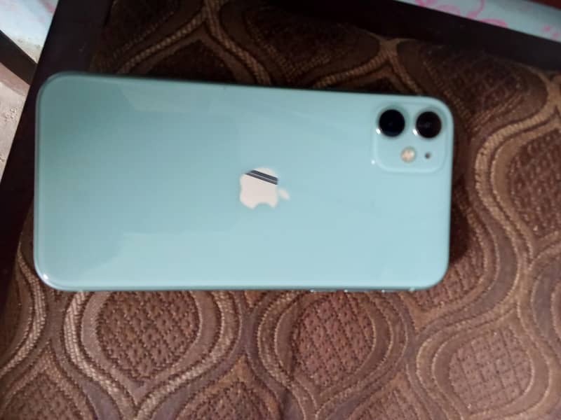 Apple iPhone 11 0
