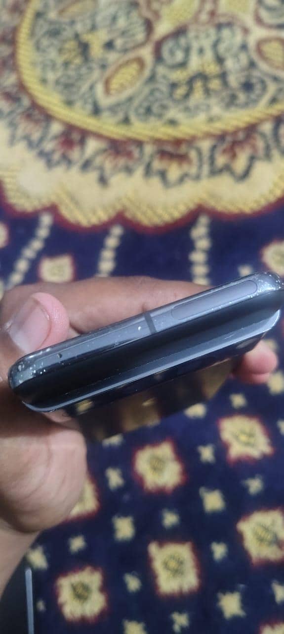 Google Pixel 8 Pro 6