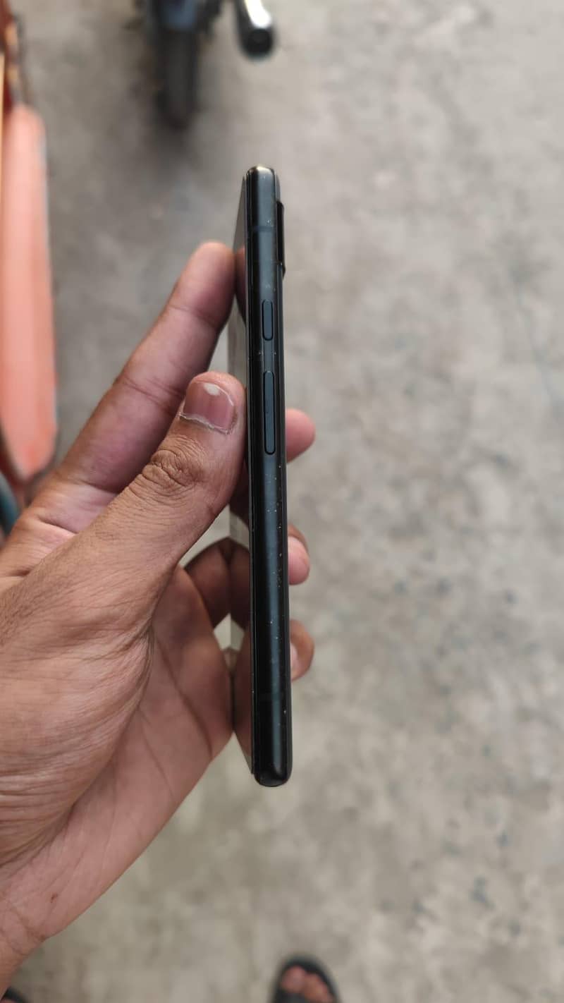 Google Pixel 6a 1