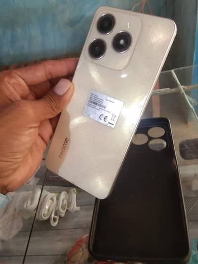 Realme C61