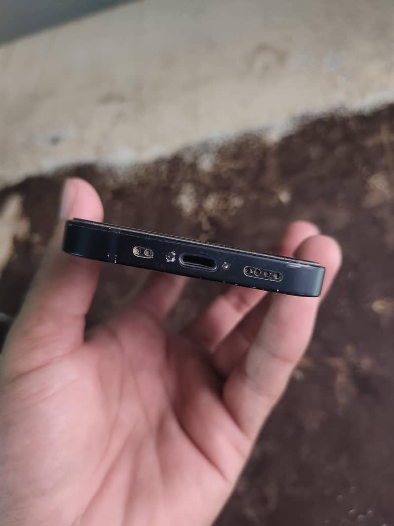 Apple iPhone 13 mini 3