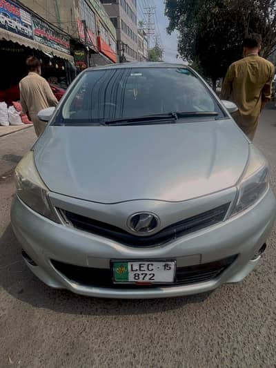 Toyota Vitz 2013
