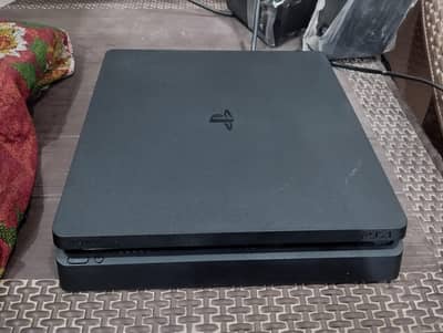 PlayStation 4 Slim 1TB Jailbreak 12.00 - 2 Original Controllers