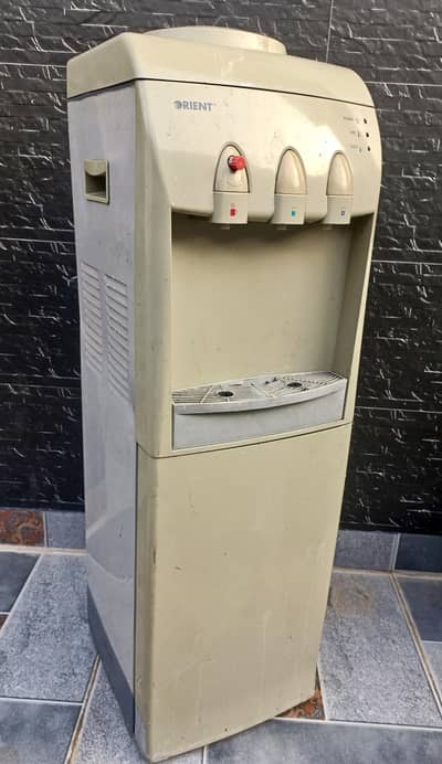 Water Dispenser