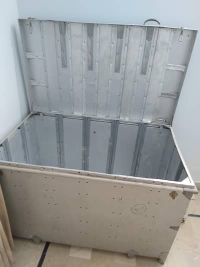 storage trunk