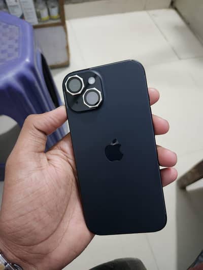 Apple iPhone 15