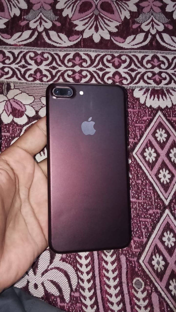 Apple iPhone 7 Plus 4