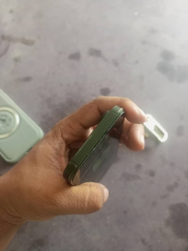 Apple iPhone 14 Pro 1