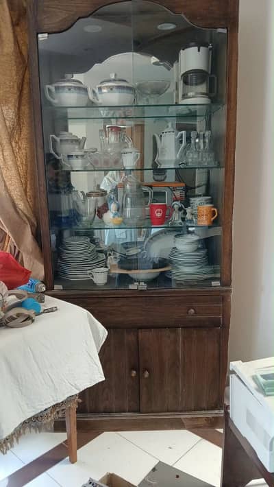 URGENT ALMARI SELLING NOW